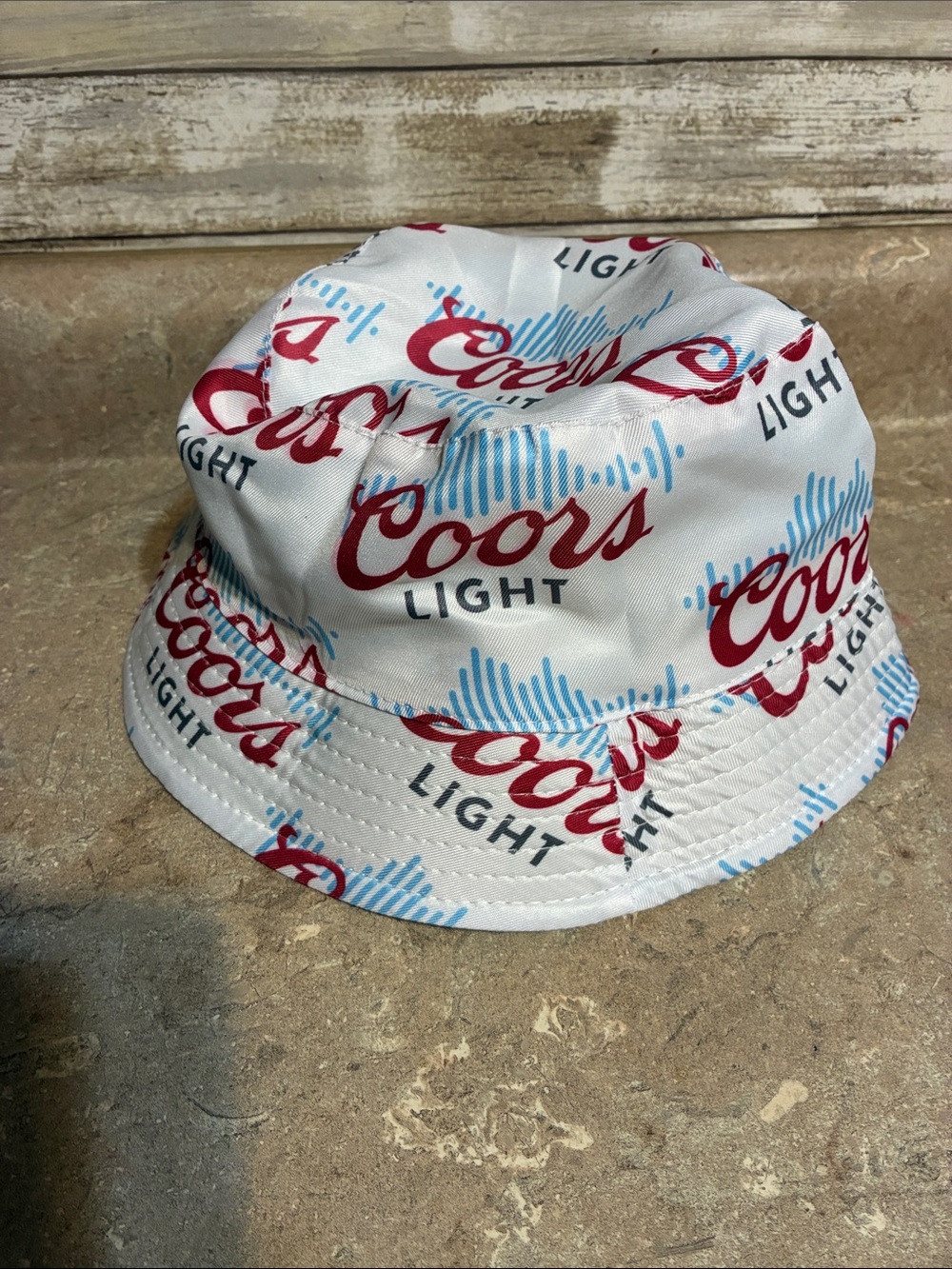 Coors Light Bucket Hat - Woman